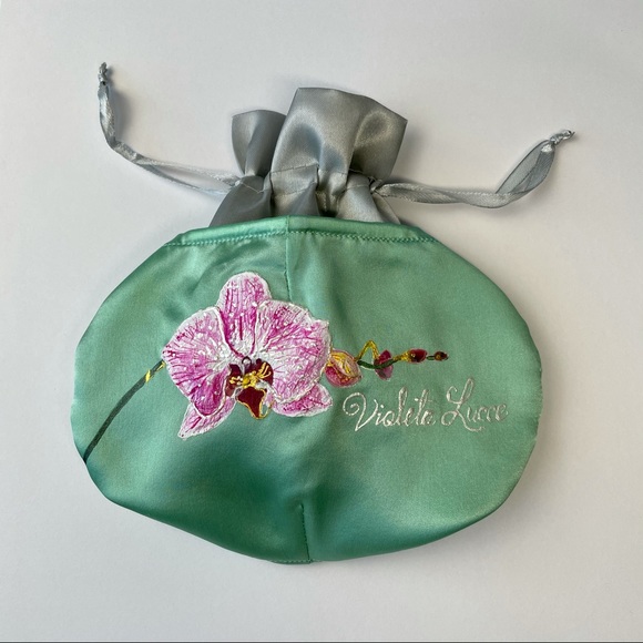 Hand-painted, one of a kind silk mask - Picture 3 of 6